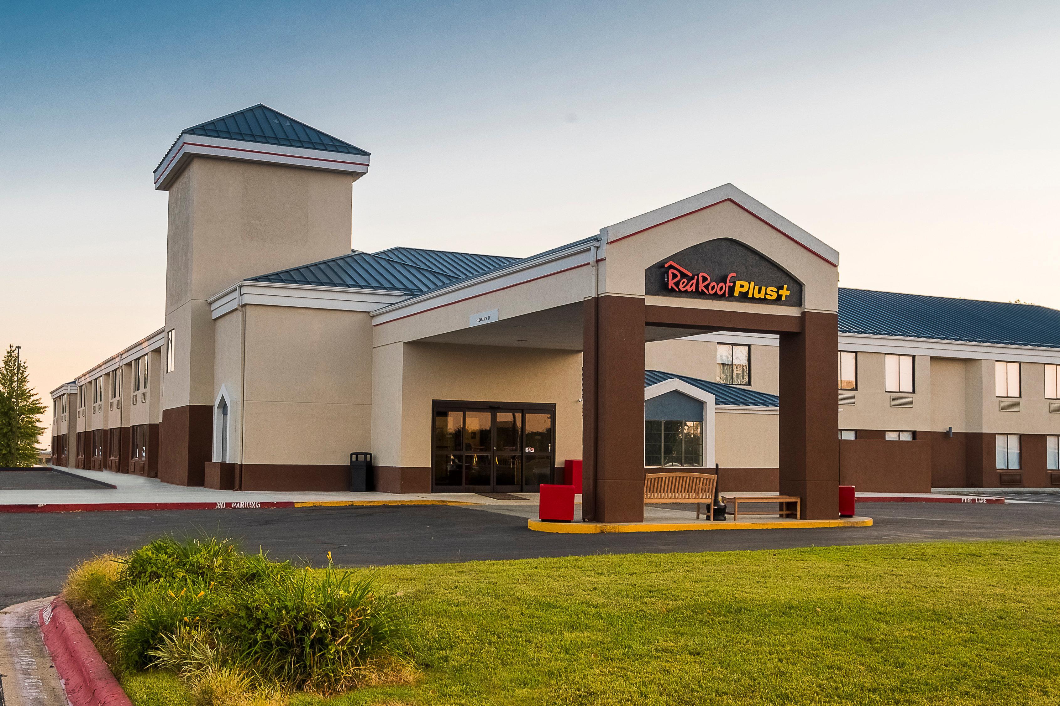 Quality Inn Bentonville-Rogers Exterior photo